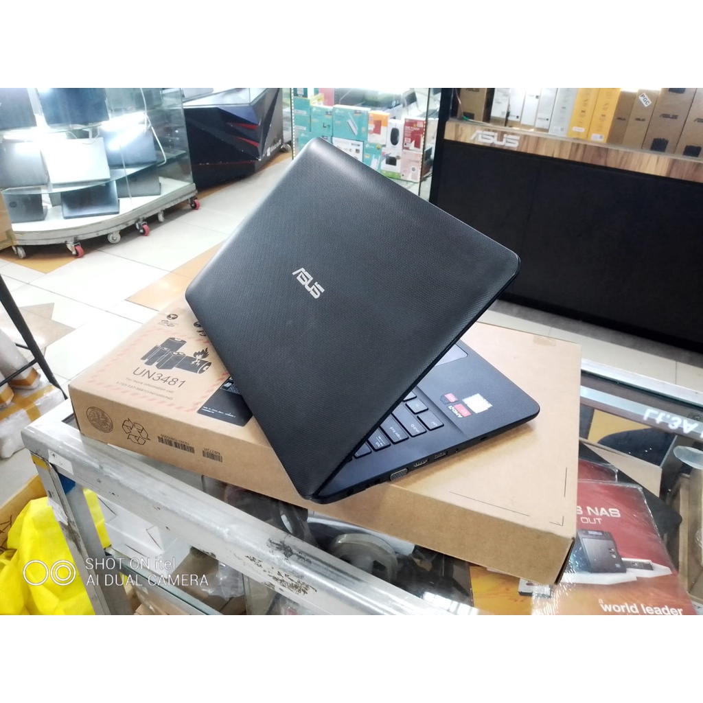 laptop Leptop seken second bekas LAPTOP ASUS X454Y AMD A8 7410 RADEON RAM 4GB SSD 128 zoom siap pakai