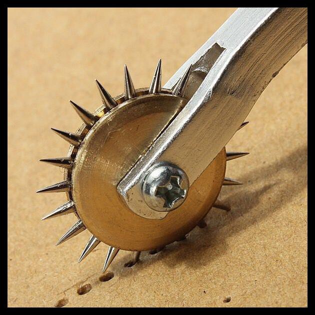 

Leather Craft Over Stitching Wheel Alat Pembuat Tanda Sobek Porporasi