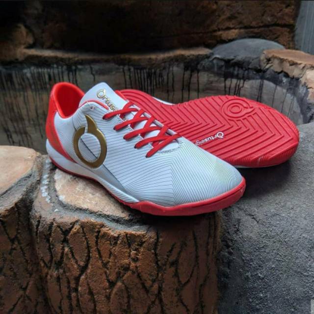 ORTUSEIGHT PRODIGY IN WHITE RED