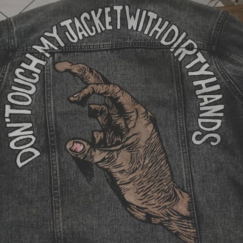 Jasa Custom Painting Jacket, Sepatu, Helm, Jeans, Dll