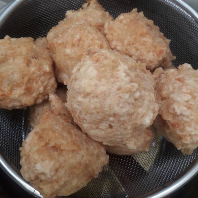 

Bakso goreng halal.dengan daging ayam dan udang