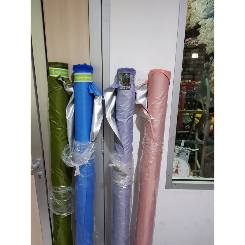 KAIN PARASUT WATERPROOF / KAIN PARASUT ANTI AIR atau KAIN WP. Lebar kain 150cm