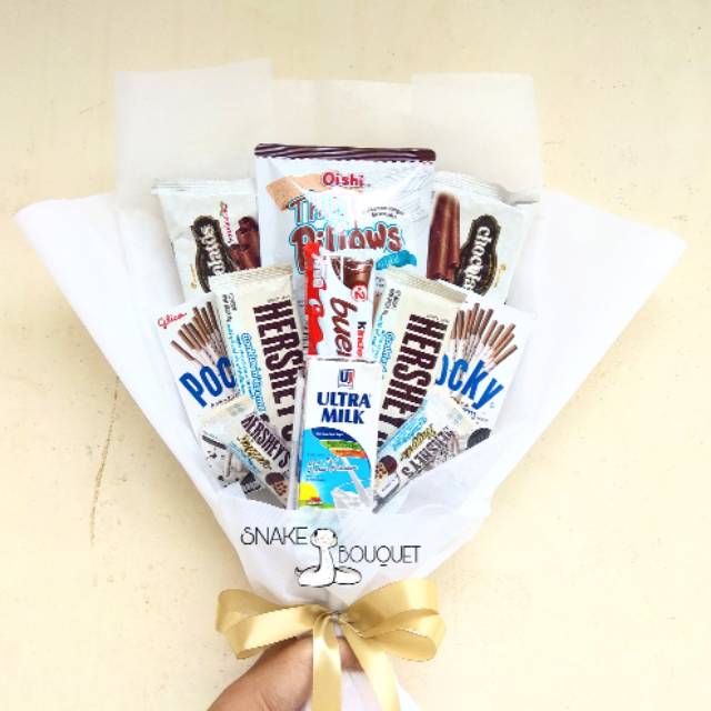 

snack bouquet buket snack hadiah wisuda ulang tahun