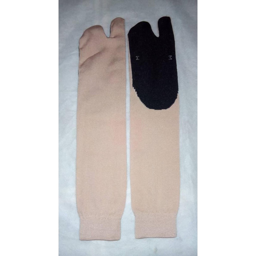 kaos kaki muslimah LUSINAN TERPERCAYA