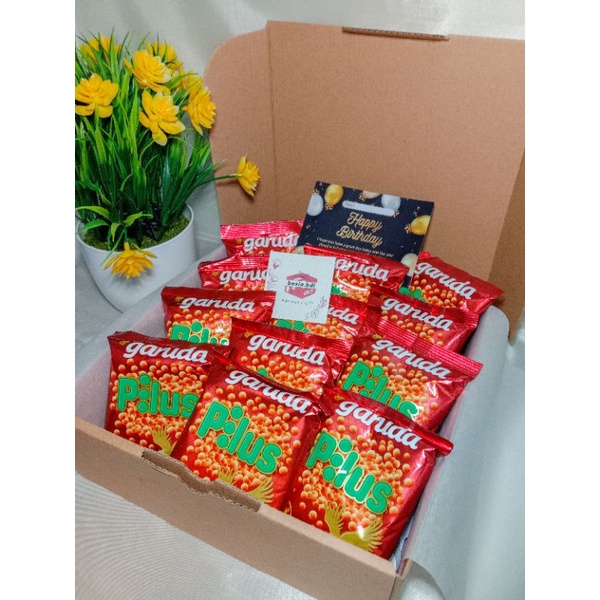 

Hampers Snack Box/ Garuda Pilus/ Gift Box Ulang Tahun