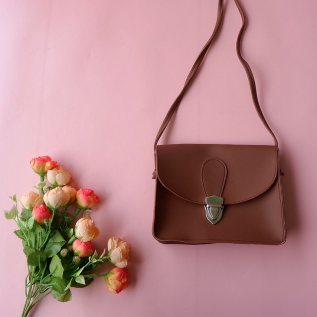 SLING BAG NITA