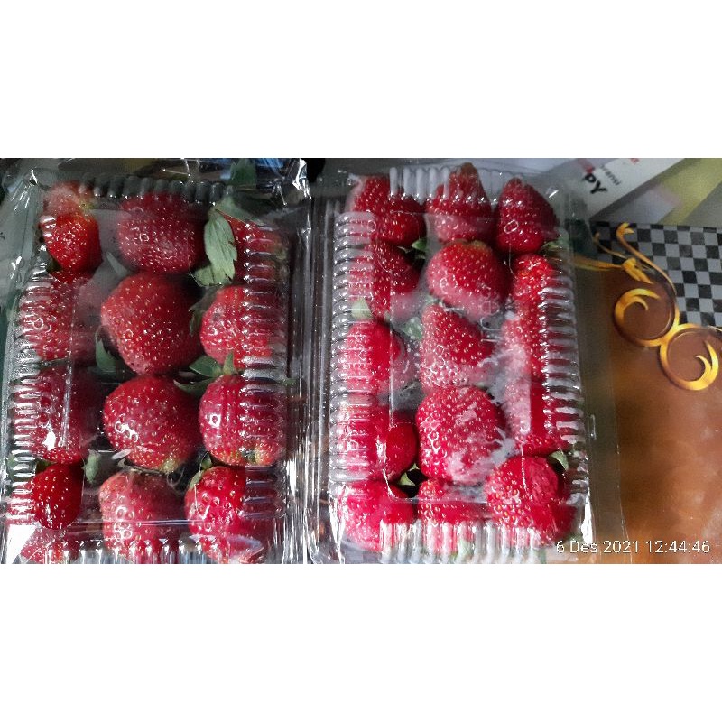 

stawberry segar buah segar berkuwlitas