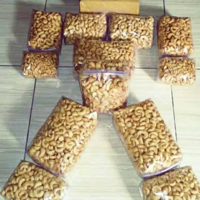 kacang mete wonogiri 500gr / 1kg