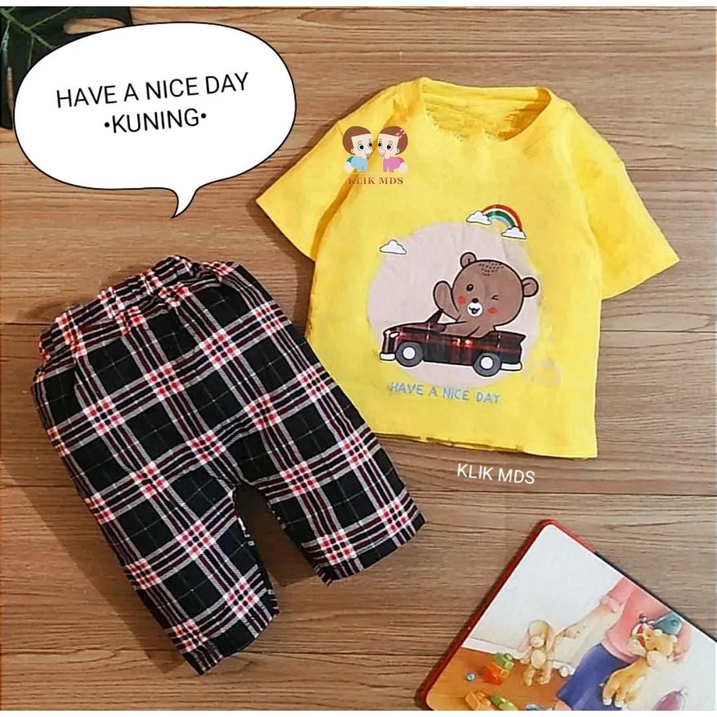 Setelan Anak - Baju Bayi Laki-laki  Motif Airplane  Estimasi Usia 3-12 Bulan Bahan Kaos Katun