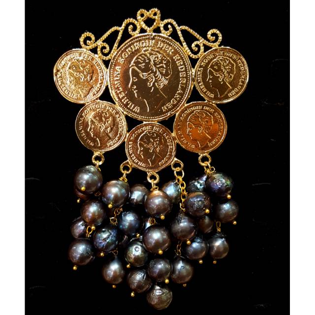 Bross Liontin Kebaya Mutiara Hitam Air Tawar Etnik