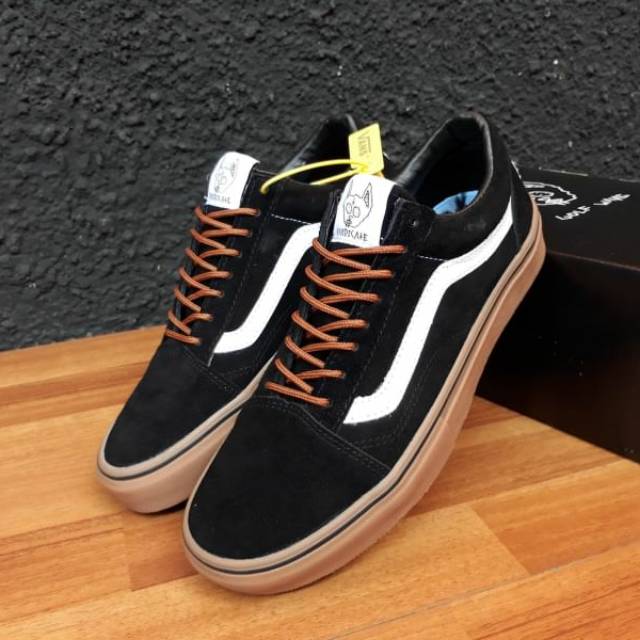 vans golf wang black gum
