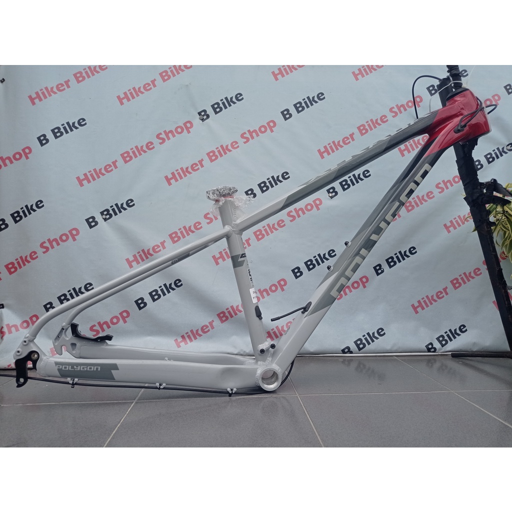 Frame MTB Polygon XTRADA 5 Ban 2.7.5 Size S QR Boost 142x10mm Tapered Bonus Headset Seatclamp Kondis