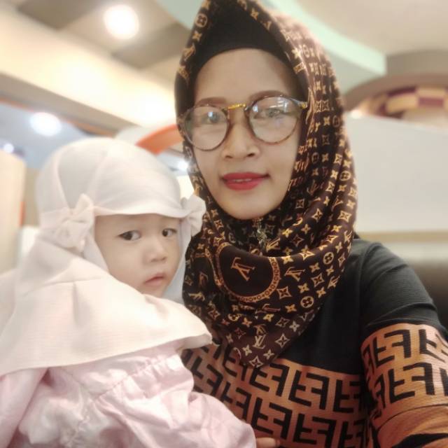 ellydewita