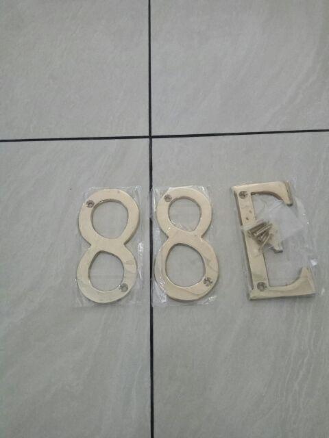 4 Huruf Jalan Villa Toko Usaha Kuningan / Brass Alphabet - Koleksi Huruf Klasik Kapital / Besar