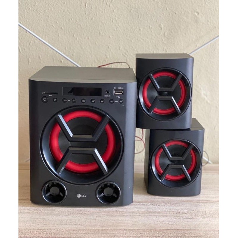 LG LK 72B Speaker Xboom Radio FM Multimedia