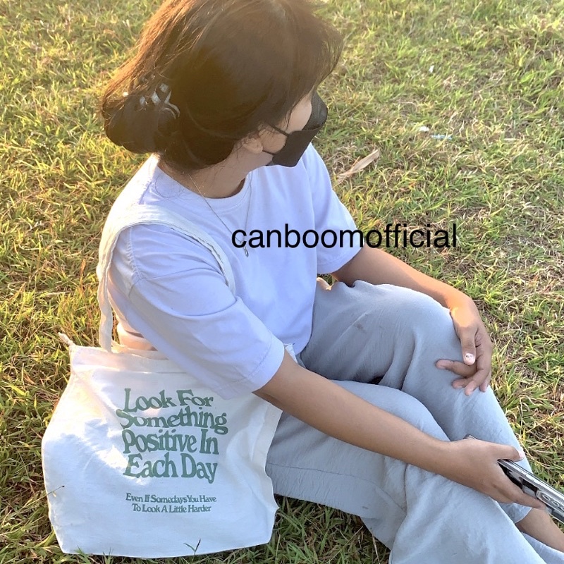 Totebag Look for something by Canboom Official