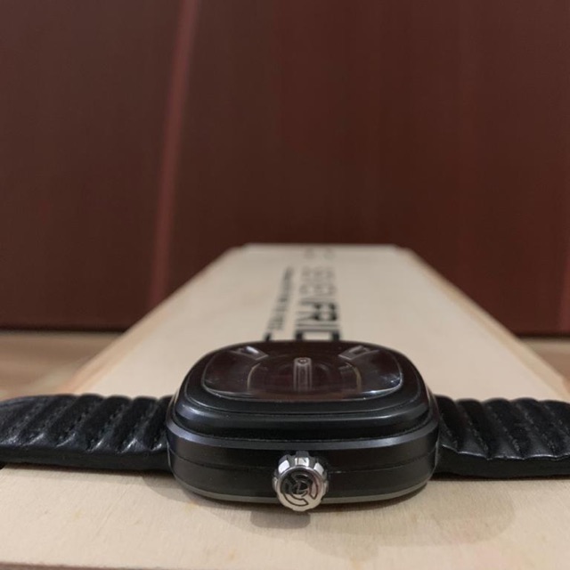 Sevenfriday M2/01 M-series automatic Miyota 8215 Black calfskin leather(dijamin ORI)serius buyer pls