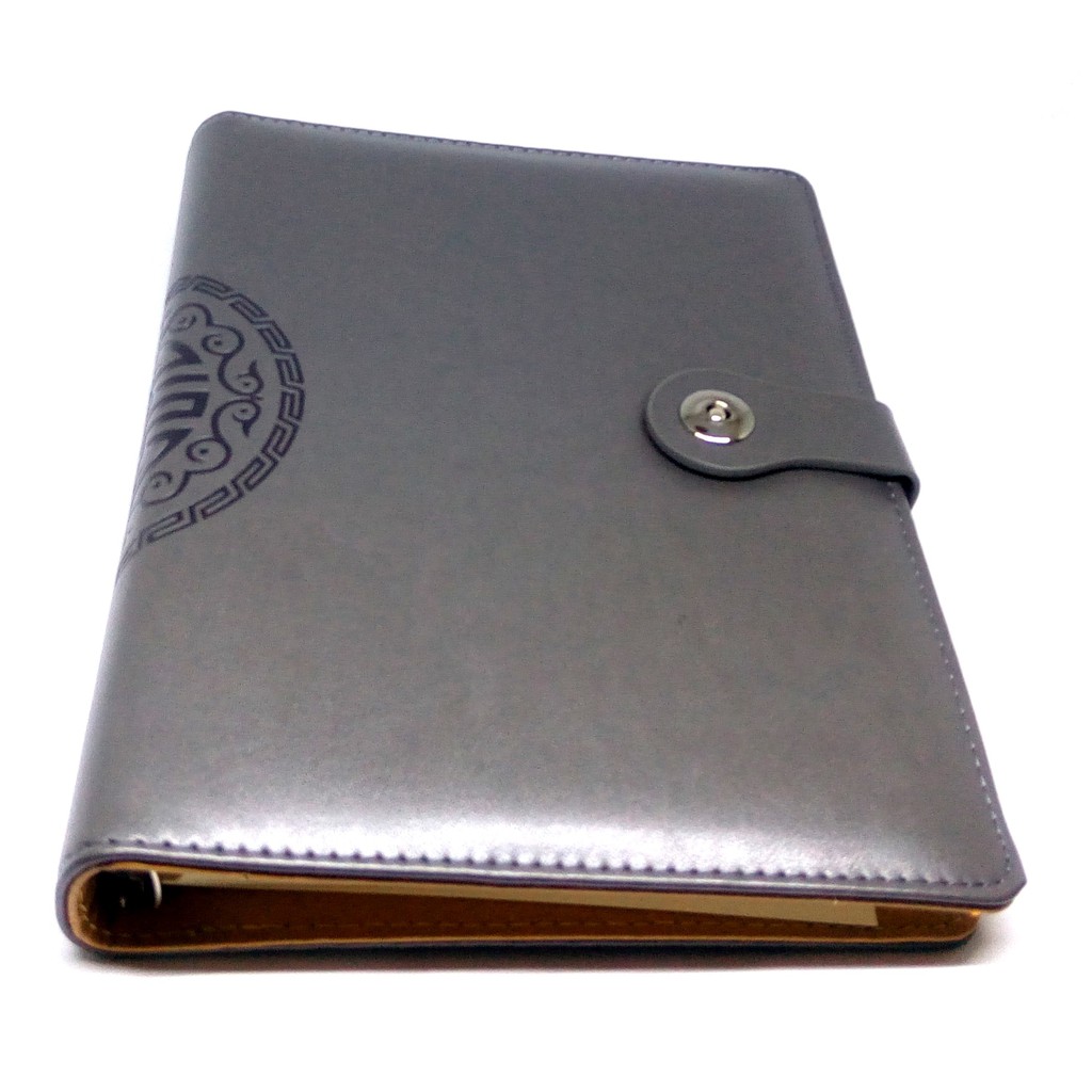 

Terlaris ✨ - Buku Agenda Polos Abu-Abu 25-6053.1.23