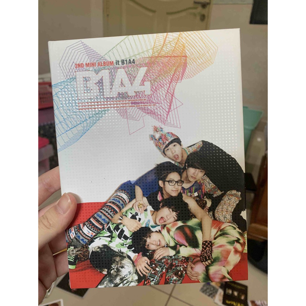 Preloved [UNSEALED] B1A4 - It B1A4 Album