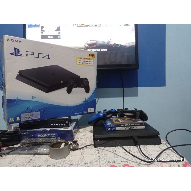 PLAYSTATION 4 SLIM 1TB
