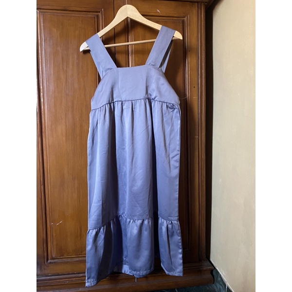 Preloved - Dress Wanita/ Dress Pesta/ Dress Satin Silk