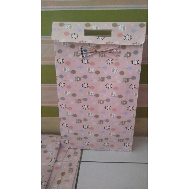 

paper bag/tas kado unik