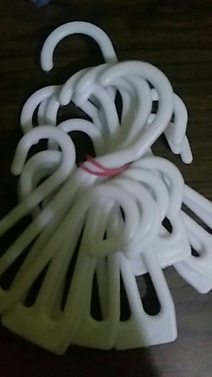 Hanger Sepatu/display Sepatu Gantungan (harga Selusin)