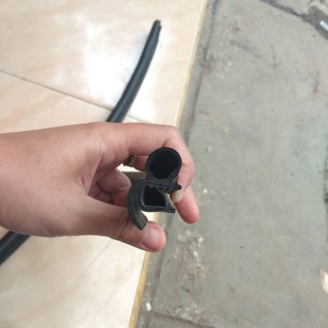 Karet balon pintu mobil xenia avanza mobilio dll