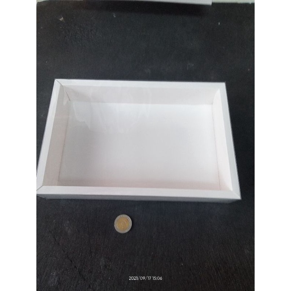 

new kotak box 25 cm x 16 x 5 cm
