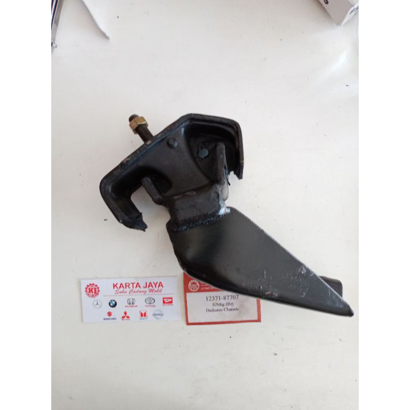 Engine mounting belakang Daihatsu Charade G11