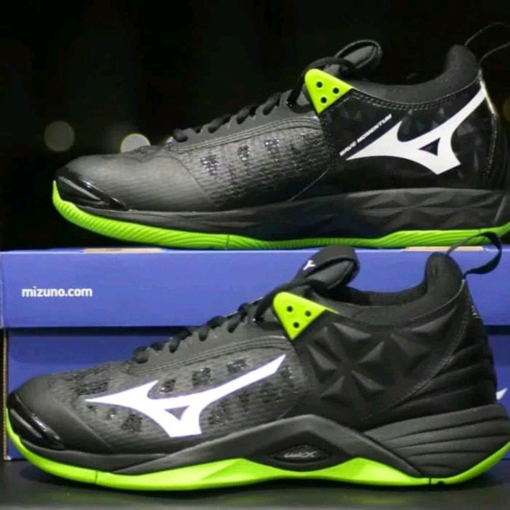 mizuno wave green