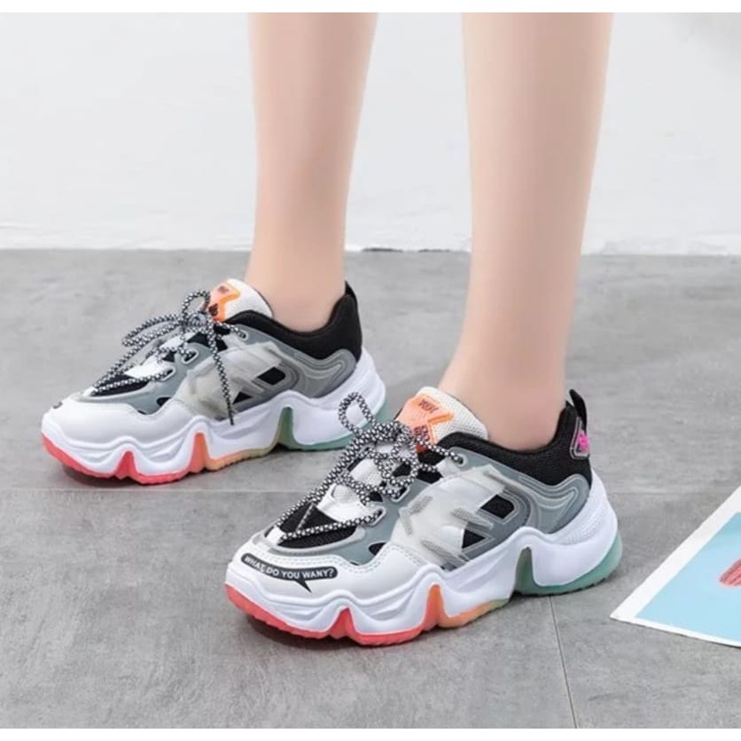 Sepatu Sneakers Lucu Wanita 37 - 40 Model Terbaru AS160