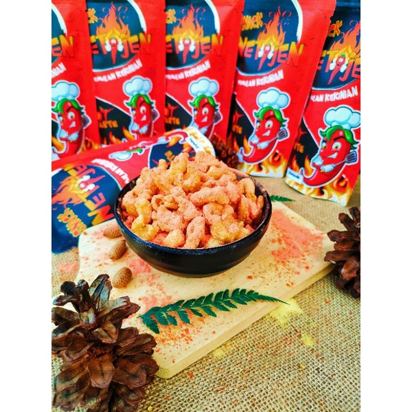 

Snack Netijen Makaroni Renyah Varian Balado Macaroni Premium Cemilan Kekinian Kemasan 55Gr