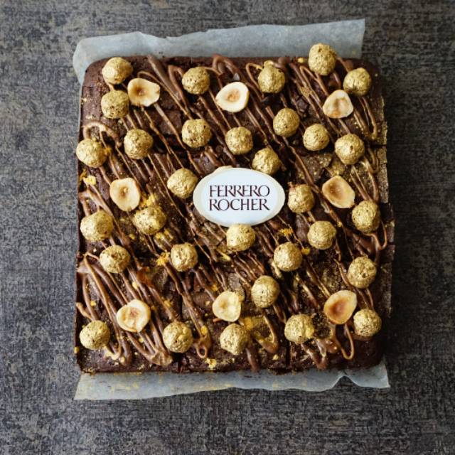

Bronuts Ferrero Brownie (Besar 25 pcs)
