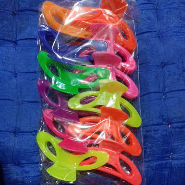 Jepit rambut salon bolong 12 PCS .