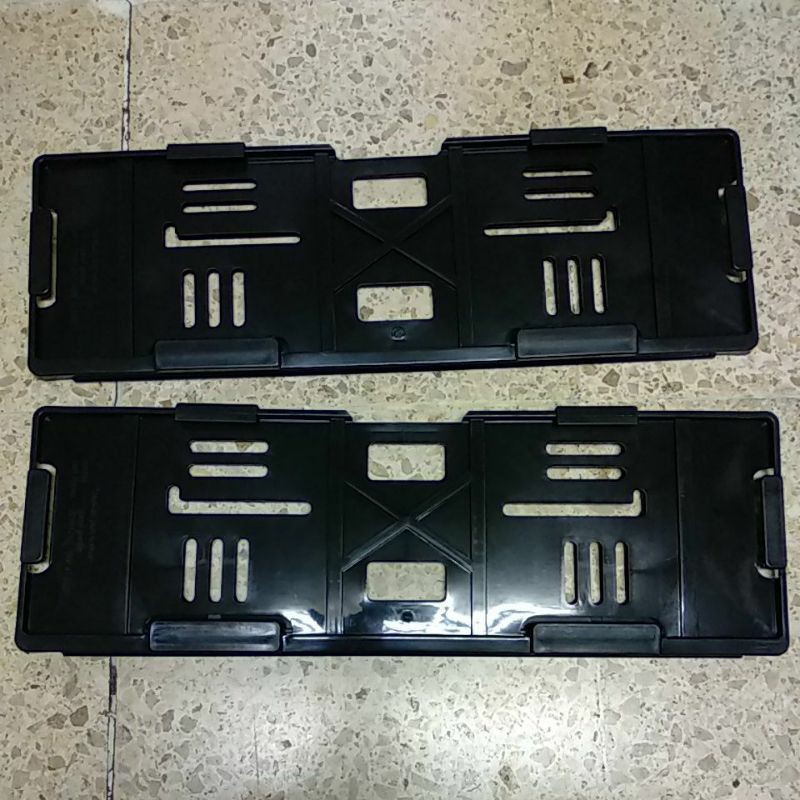 Tatakan dudukan plat no doubel mobil Dinas pejabat