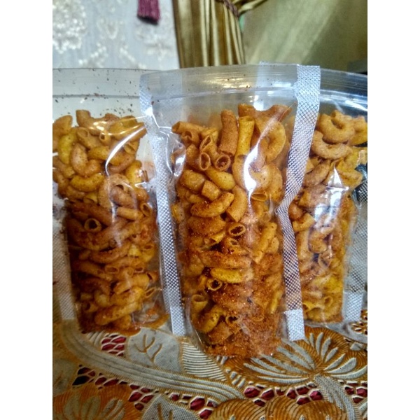 

MAKARONI PEDAS DAUN JERUK
