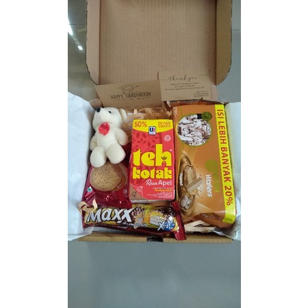 

snacks box