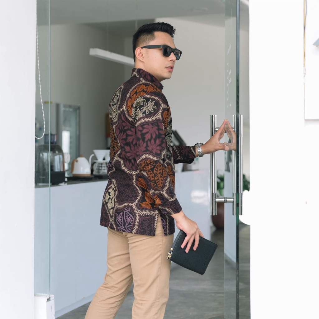 NEW ARRIVAL Batik, Kemeja slimfit pria,Baju batik cowok Lengan panjang Katun Baturaden premium-3