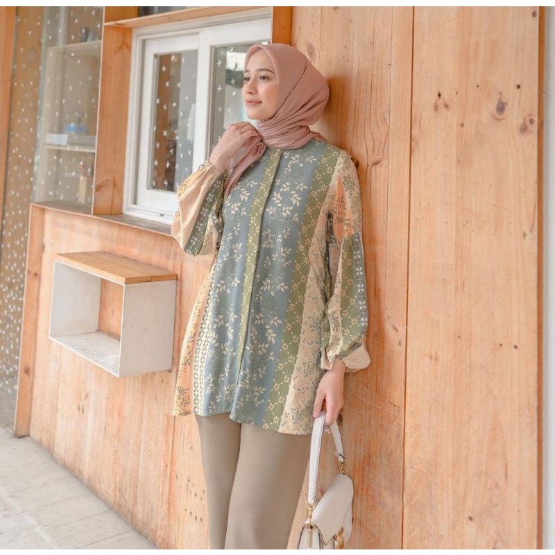 Camelia Blouse by Heaven Lights