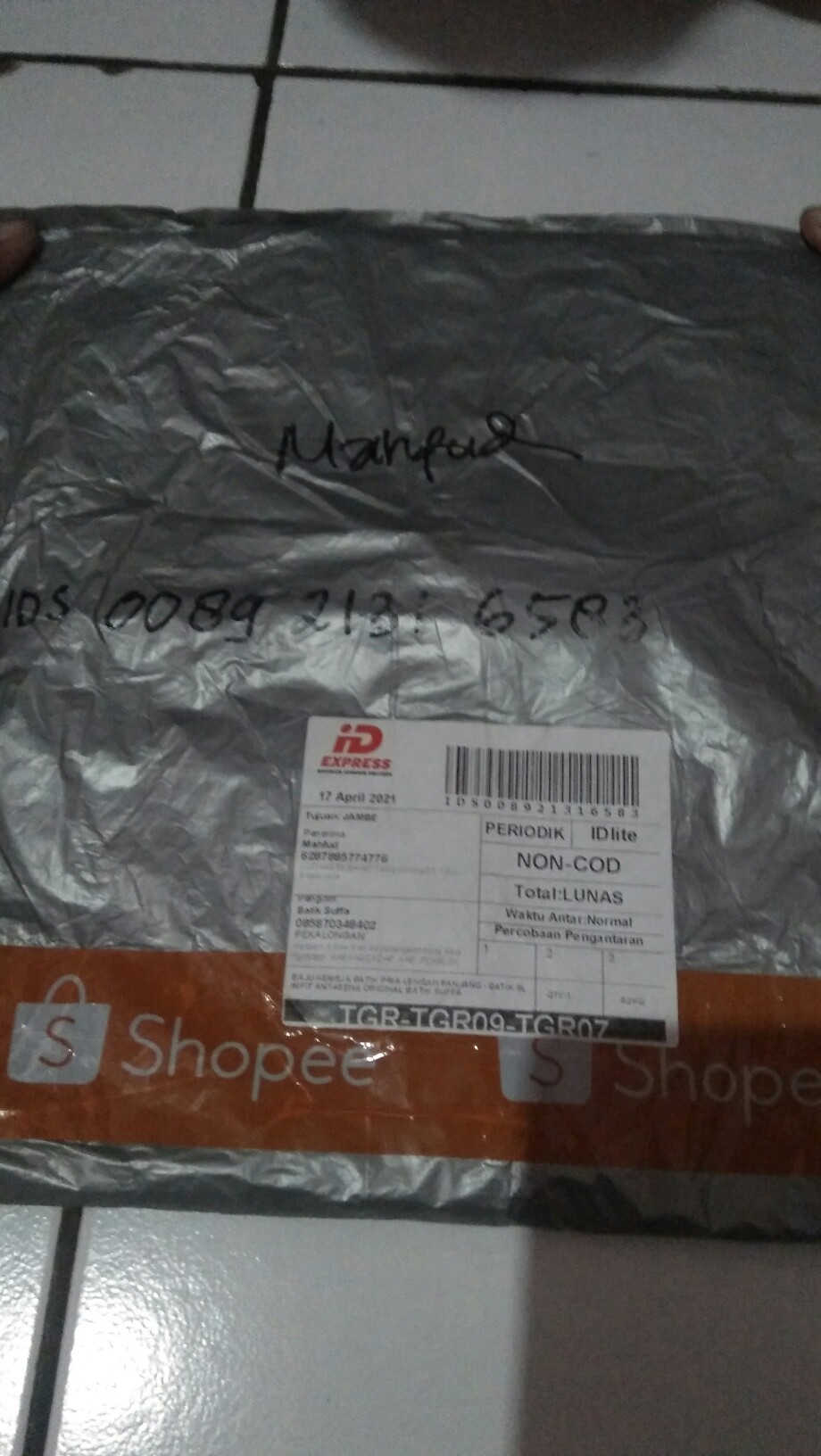 Batik Pria Slim Fit Lengan Panjang Antasena