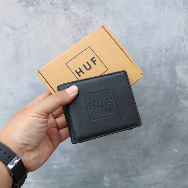 Dompet pria huf