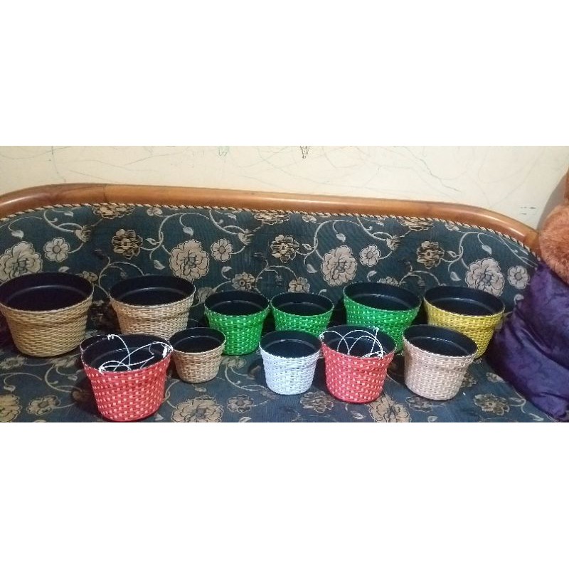 Pot Anyam Rotan Sintetis D 10