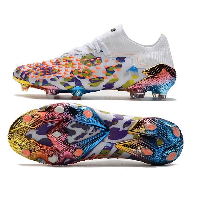 Telah Hadir.. Sepatu Bola Adidas Predator Freak.1 Low Pogba FG