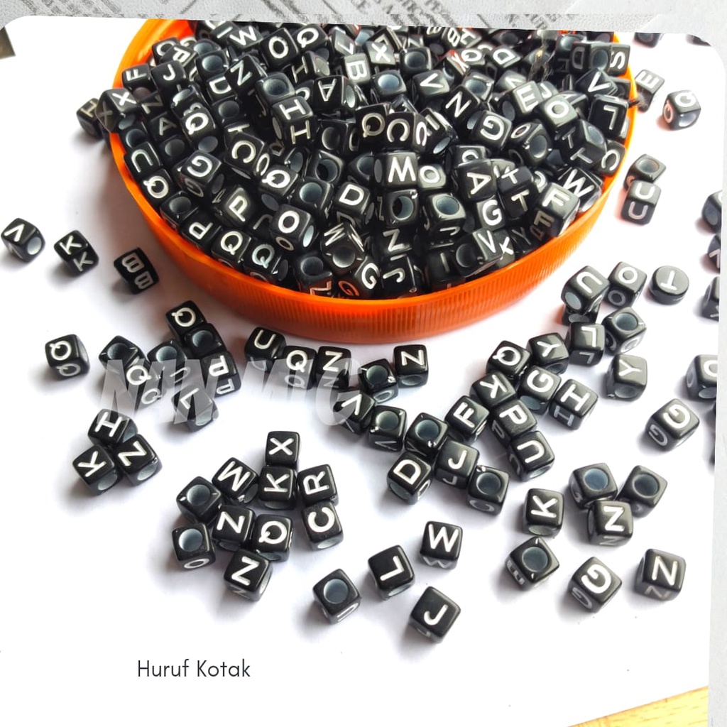 100pcs Manik Huruf Kotak / Manik Alphabet / Kalung Gelang Nama DIY