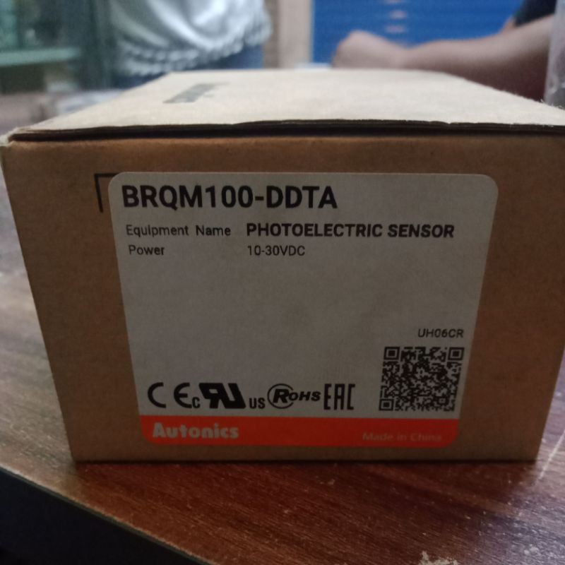 PHOTOELECTRIC SENSOR BRQM100-DDTA AUTONICS
