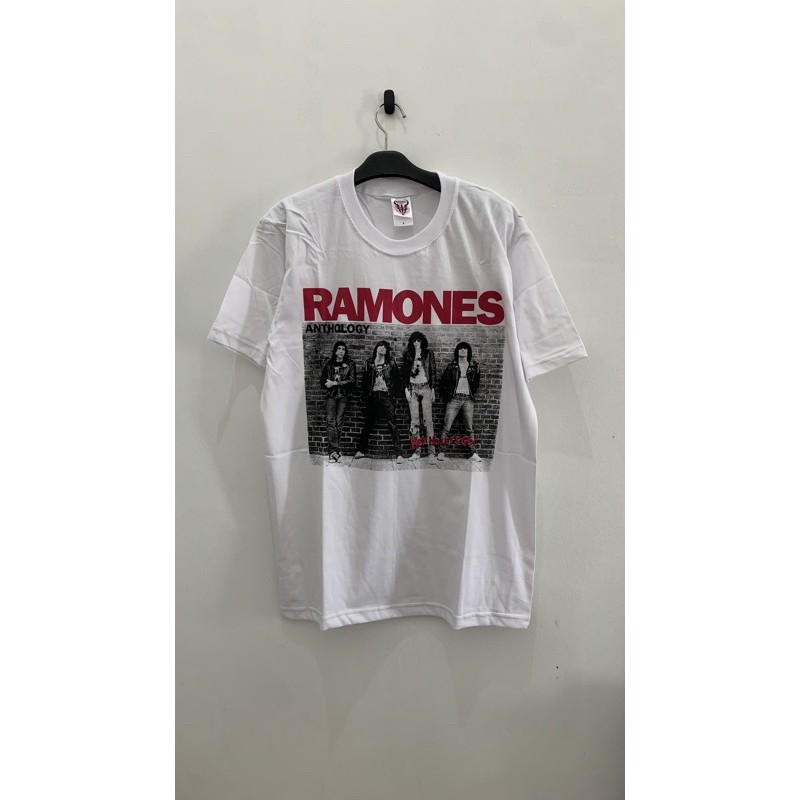 Tshirt Kaos Band Ramones Built Up - Rockway 17