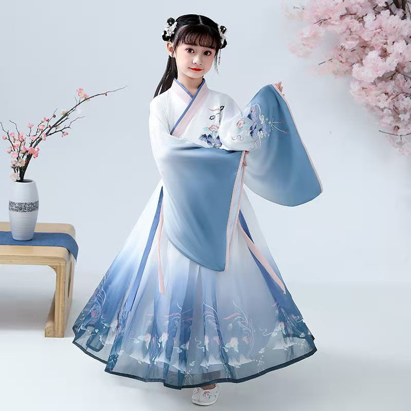 Hanfu girl children's ancient costume super fairy Ru skirt dress autumn and winter 12-year-old girl