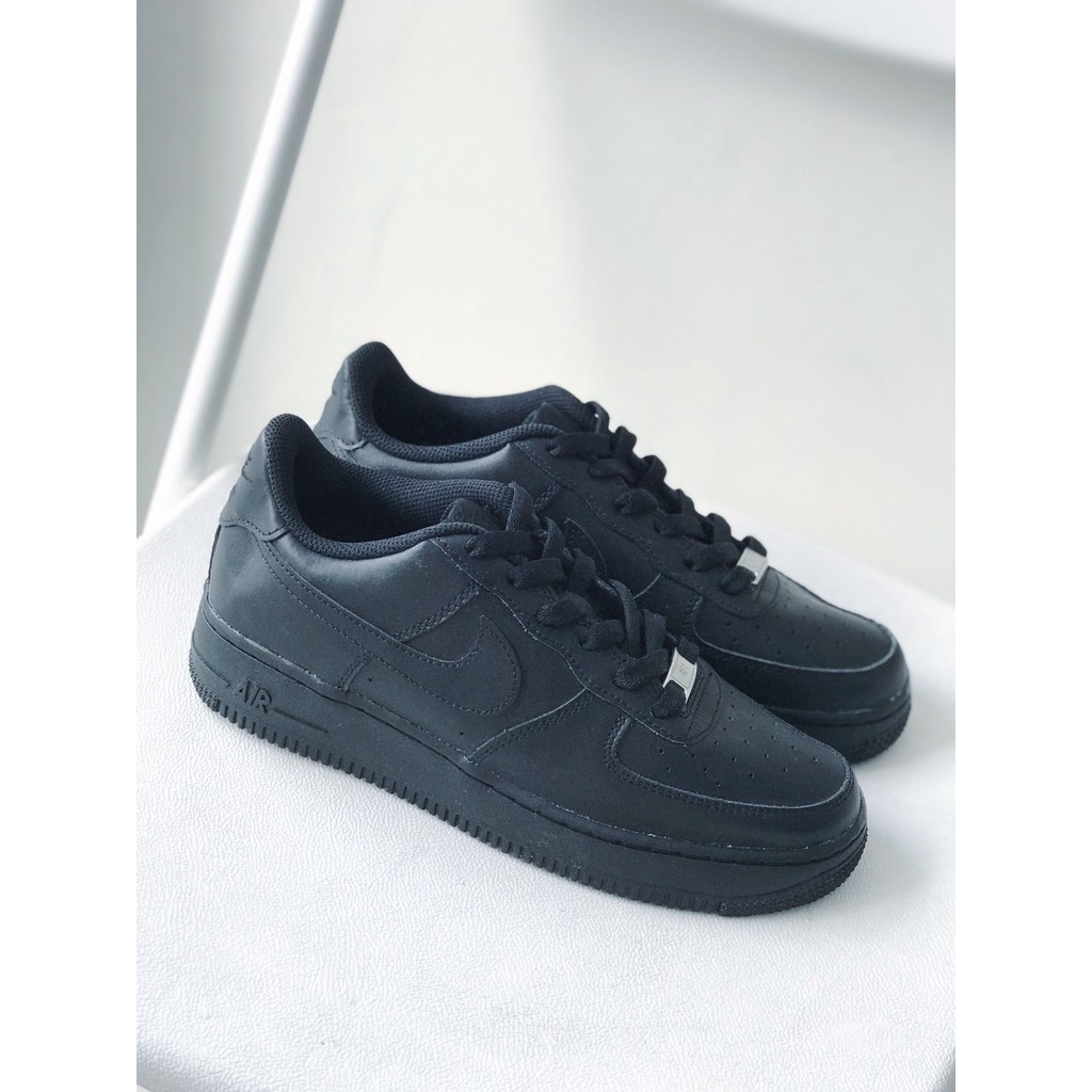 Nike Air Force 1 Triple Black