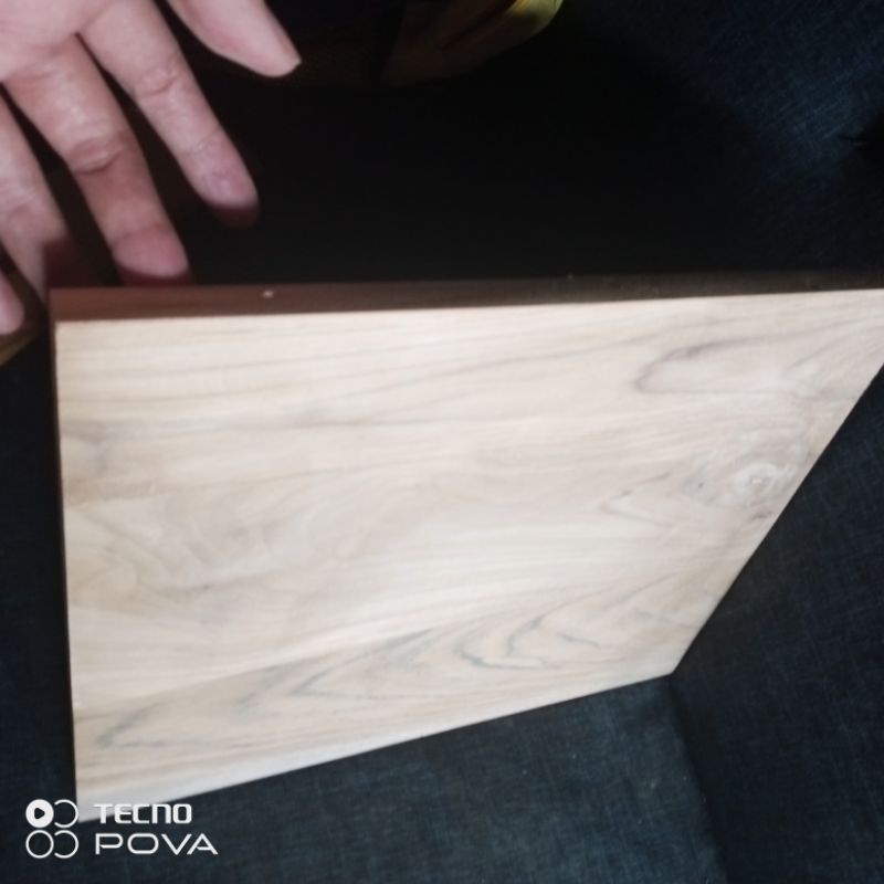 

papan kayu media kayu Ukir latihan seni ukir jati